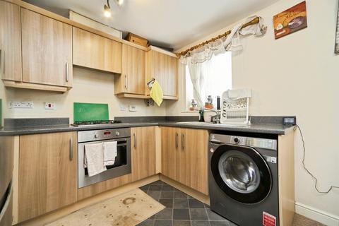 1 bedroom ground floor flat for sale, Oaklands Crescent, Gipton, Leeds
