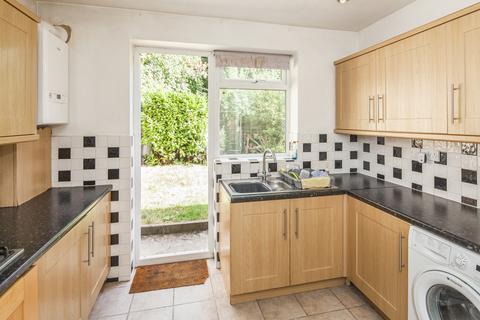 4 bedroom end of terrace house to rent, Vigilant Close London SE26