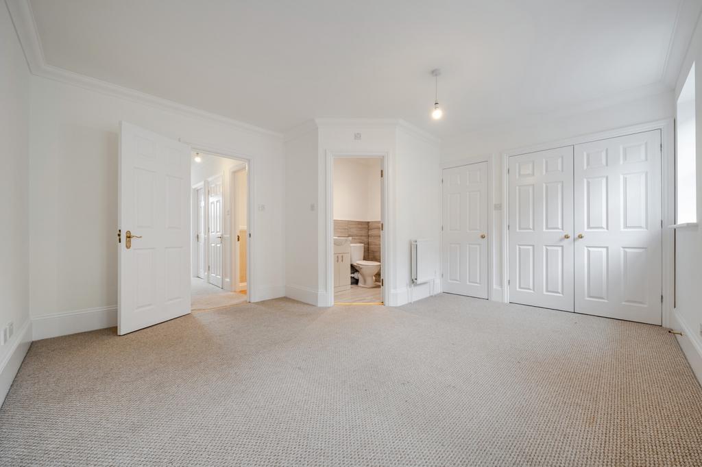 House in London - View 3
