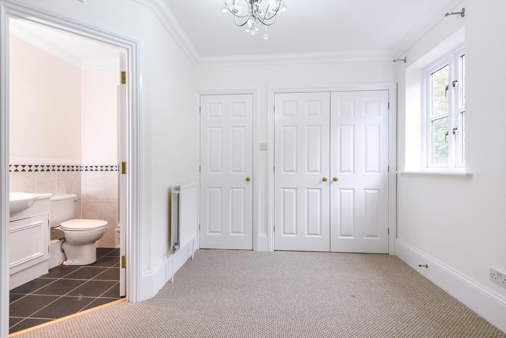 House in London - View 5