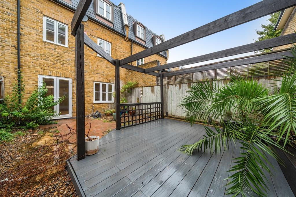 House in London - More