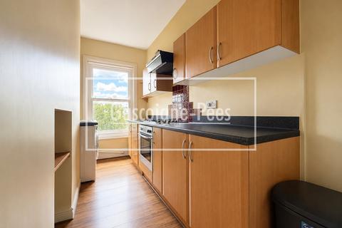2 bedroom apartment to rent, Harvey Road, Guildford, GU1