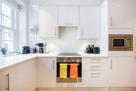 2 bedroom flat for sale, Lovat Lane, London EC3R