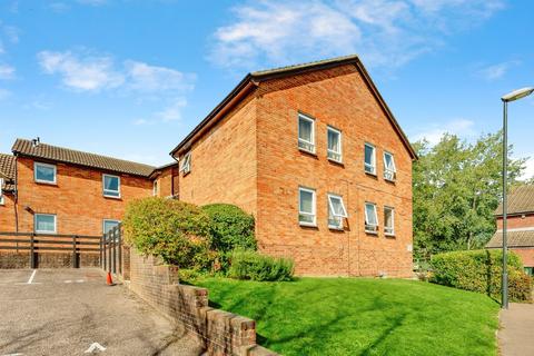 undefined, Hillingdale, Crawley