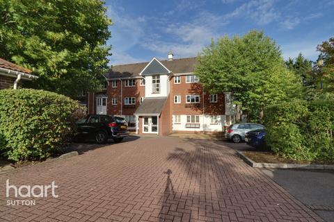 2 bedroom terraced house for sale, Autumn Drive, Sutton