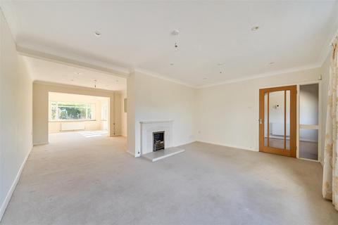 4 bedroom detached house for sale, Collingwood Crescent, Guildford