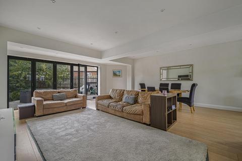 3 bedroom detached house for sale, Minster Road, Bromley
