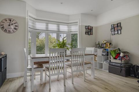 3 bedroom detached house for sale, Minster Road, Bromley
