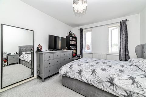 2 bedroom flat for sale, Wantage Place, Basingstoke