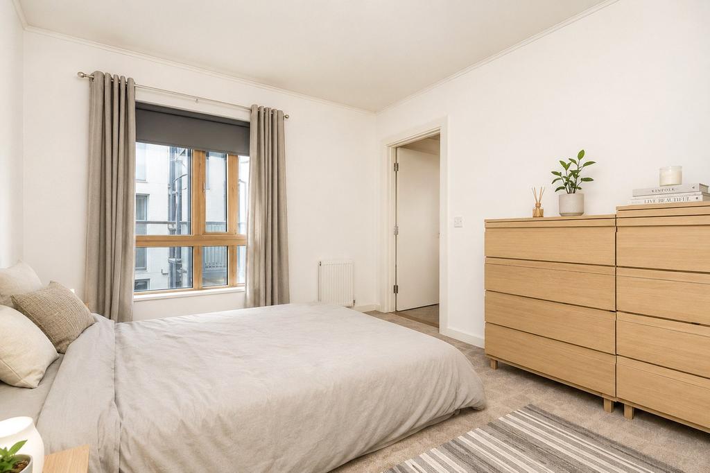 Apartment in London - View 3