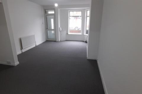 2 bedroom terraced house to rent, Hereford Street, Hull, HU4