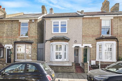 2 bedroom semi-detached house for sale, Park End, Bromley