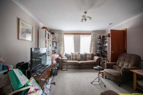 3 bedroom terraced house for sale, Trossachs Road, Aberfoyle FK8