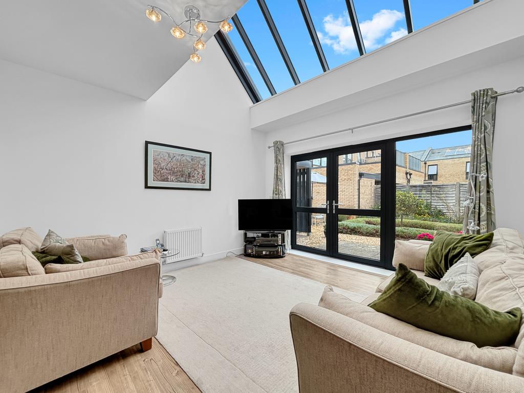 House in Cambridge, Trumpington - View 3