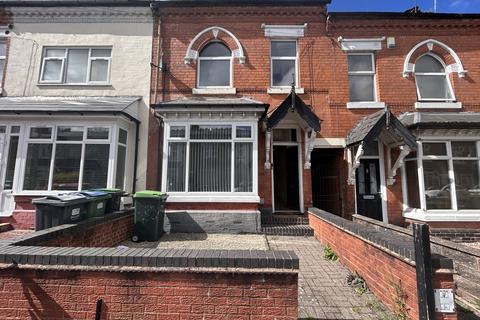 4 bedroom terraced house to rent, Milcote Road, Smethwick, B67