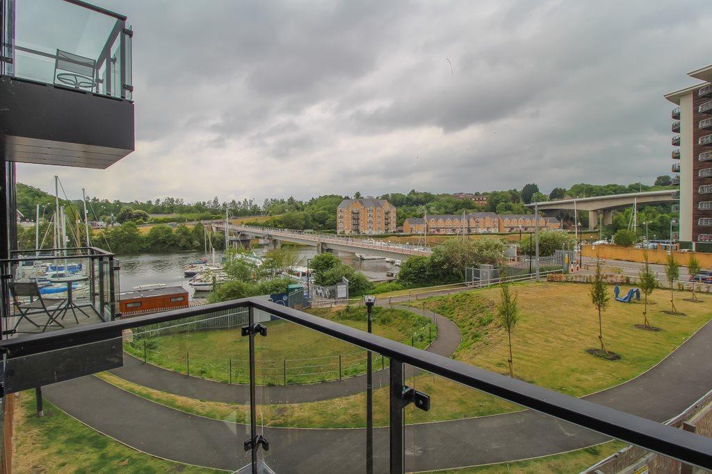 Apartment in Cardiff - View 3