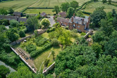 9 bedroom country house for sale, Elmbridge, Droitwich, Worcestershire WR9 0DA