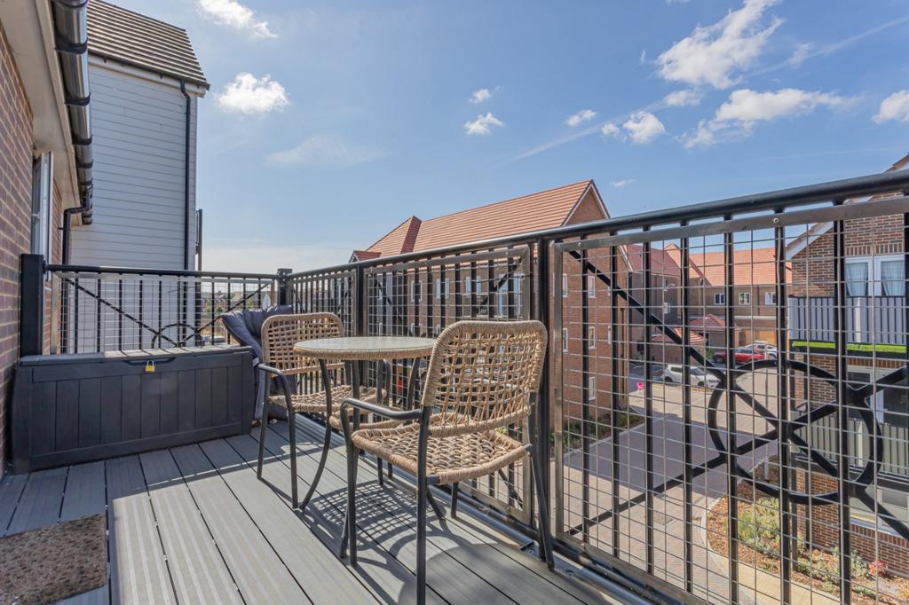 Apartment in Thanet, Westwood Point, Manston - View 4