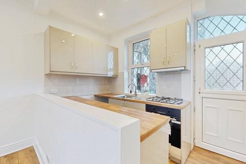 2 bedroom terraced house to rent, Guycroft, Otley, LS21