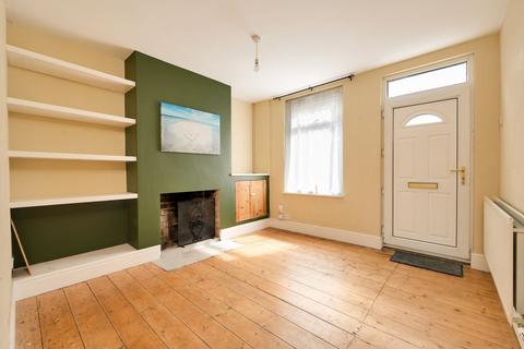 2 bedroom terraced house to rent, Thorpe Road, Melton Mowbray, LE13