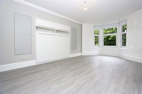 Studio to rent, Camphill Avenue, Glasgow, G41