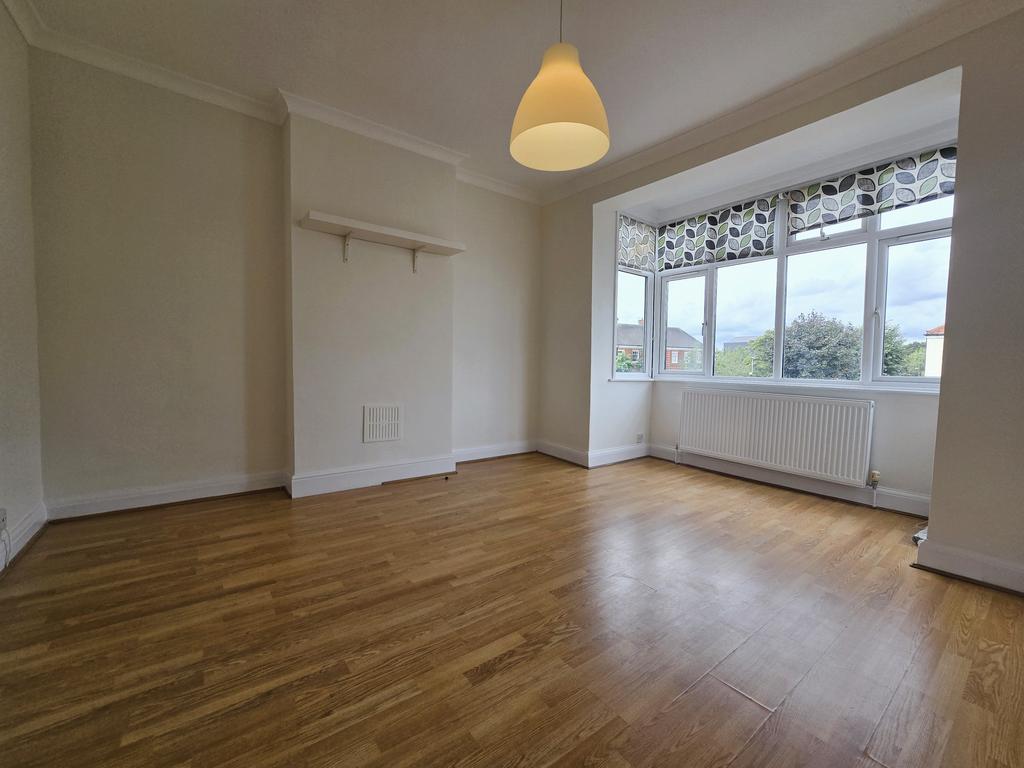 House in London - View 5
