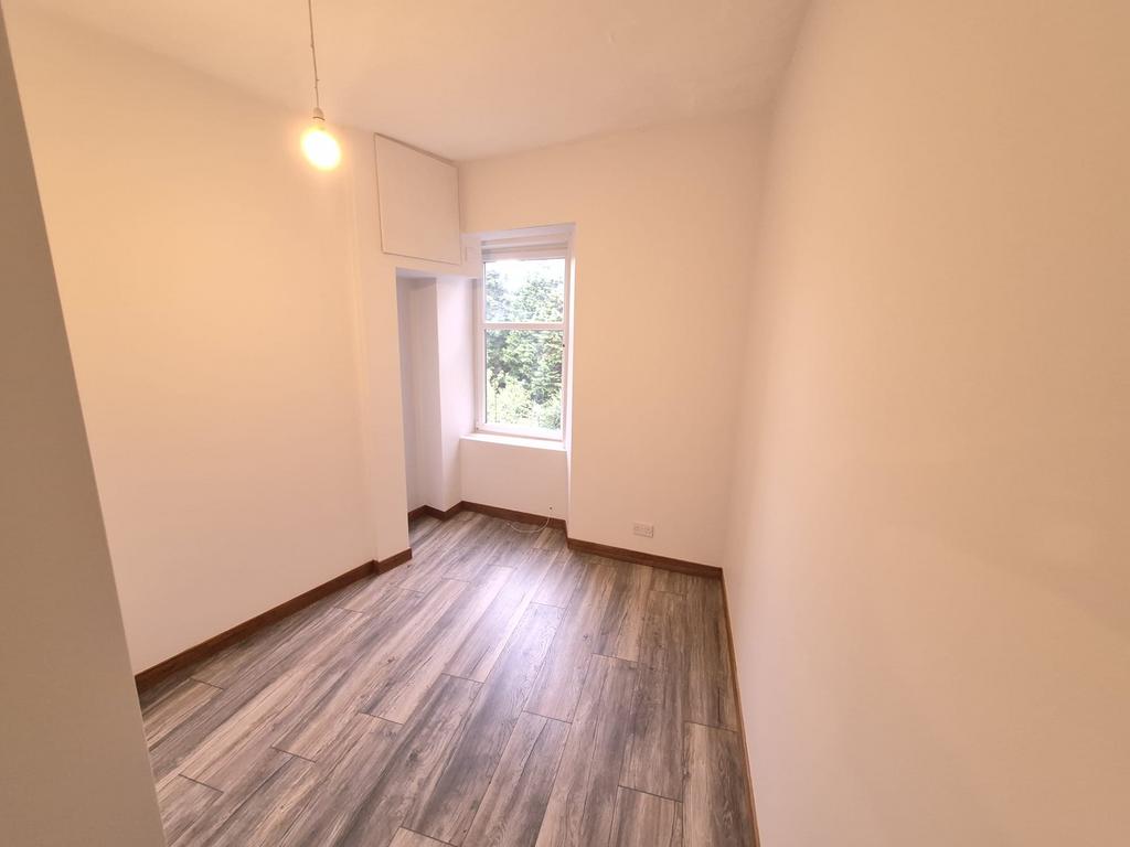 Apartment in Glasgow - View 3