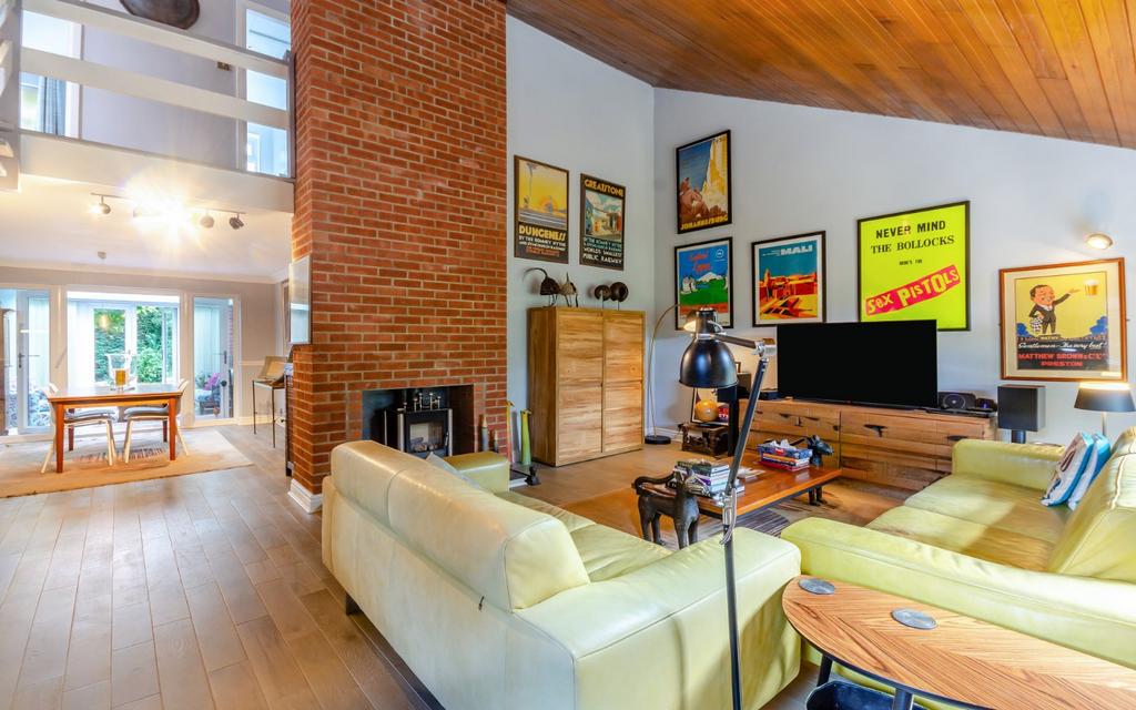 House in Nottinghamshire - View 3