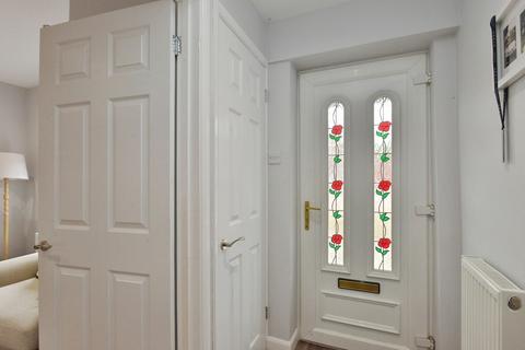 2 bedroom end of terrace house for sale, Hale Avenue, Stony Stratford, Milton Keynes, Buckinghamshire, MK11