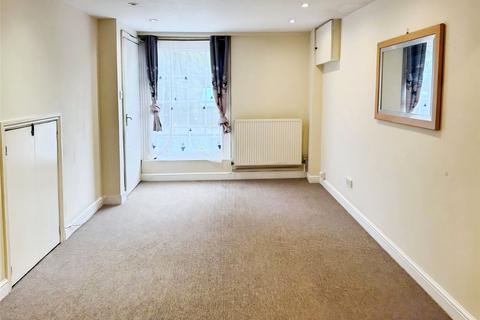 4 bedroom terraced house to rent, Brunswick Place, Dawlish EX7