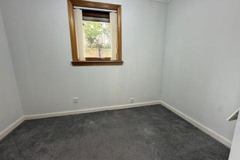 2 bedroom bungalow to rent, Inchcolm Drive, Dundee DD5