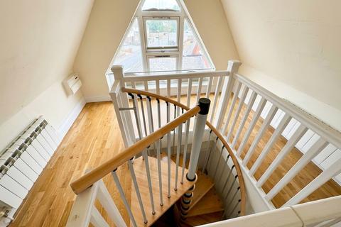 Studio to rent, Hatch Lane, Convent Court Hatch Lane, SL4