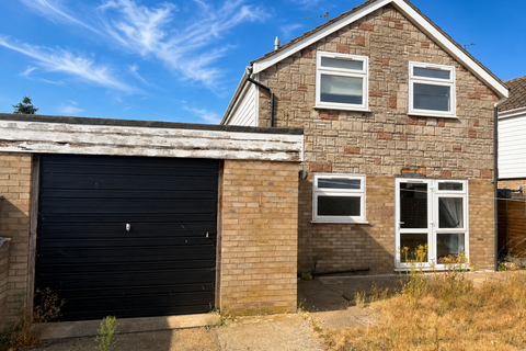 3 bedroom detached house for sale, 6 Links Way, Thurlton, Norwich, Norfolk NR14 6RF