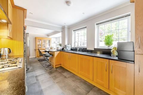 undefined, Pennington Drive, Weybridge, KT13