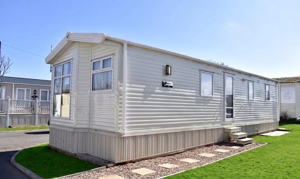 House in Bradwell-on-Sea - View 3