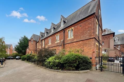 2 bedroom flat to rent, Hatch Lane, Convent Court Hatch Lane, SL4