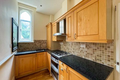 2 bedroom flat to rent, Hatch Lane, Convent Court Hatch Lane, SL4