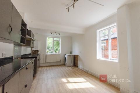 4 bedroom semi-detached house for sale, Wantage Road, Reading, RG30