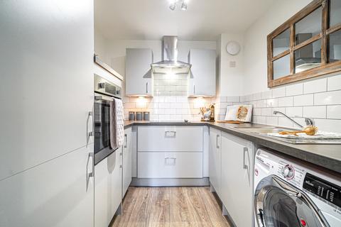1 bedroom retirement property for sale, Highbury Lodge, Apartment 51, Kings Heath, B14 7LS