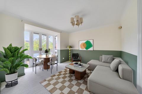 1 bedroom apartment for sale, Farriers Road, epsom, KT17