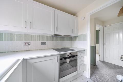 1 bedroom apartment for sale, Farriers Road, epsom, KT17