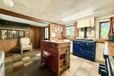 5 bedroom detached house for sale, Gloucester Road, Newent GL18