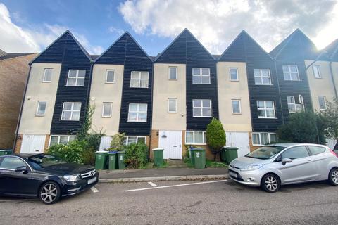 4 bedroom house to rent, Cloudeseley Close, Sidcup, DA14