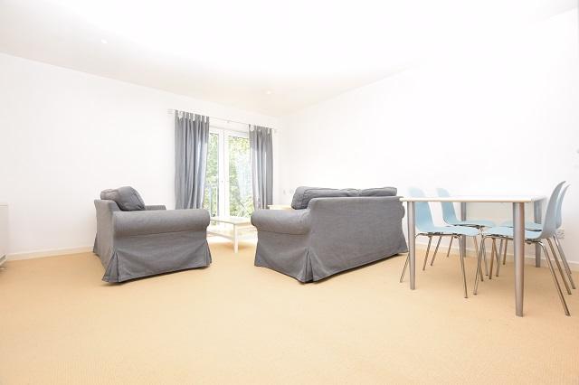 Apartment in Sheffield, South Yorkshire - View 4