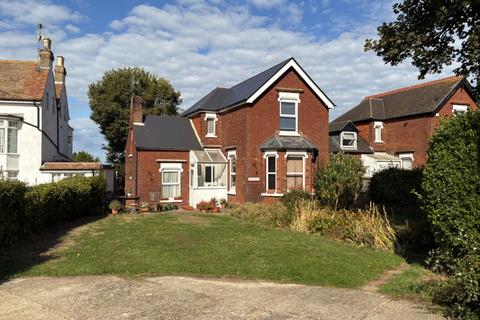 3 bedroom detached house for sale, George Hill Road, Broadstairs, CT10