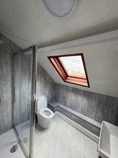 4 bedroom maisonette to rent, Westgate Road, Newcastle upon Tyne NE4