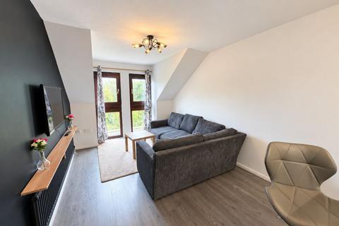 1 bedroom flat to rent, Wycliffe End, Gatehouse Industrial Are,