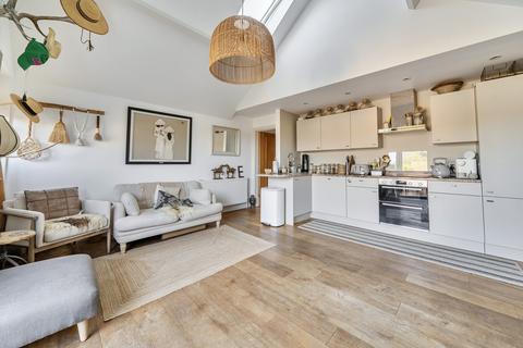 2 bedroom apartment for sale, East Street, Thame