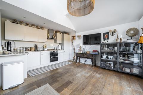 2 bedroom apartment for sale, East Street, Thame