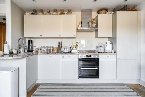 2 bedroom apartment for sale, East Street, Thame
